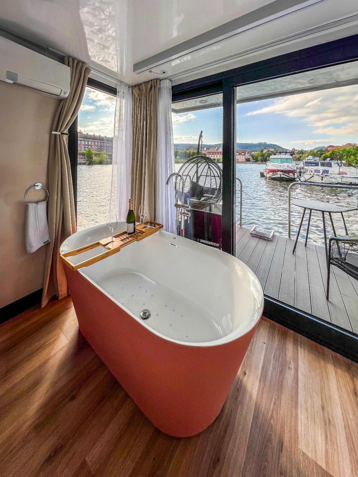 L'Escale Royale Saverne - Rhin - Strasbourg ภายนอก รูปภาพ