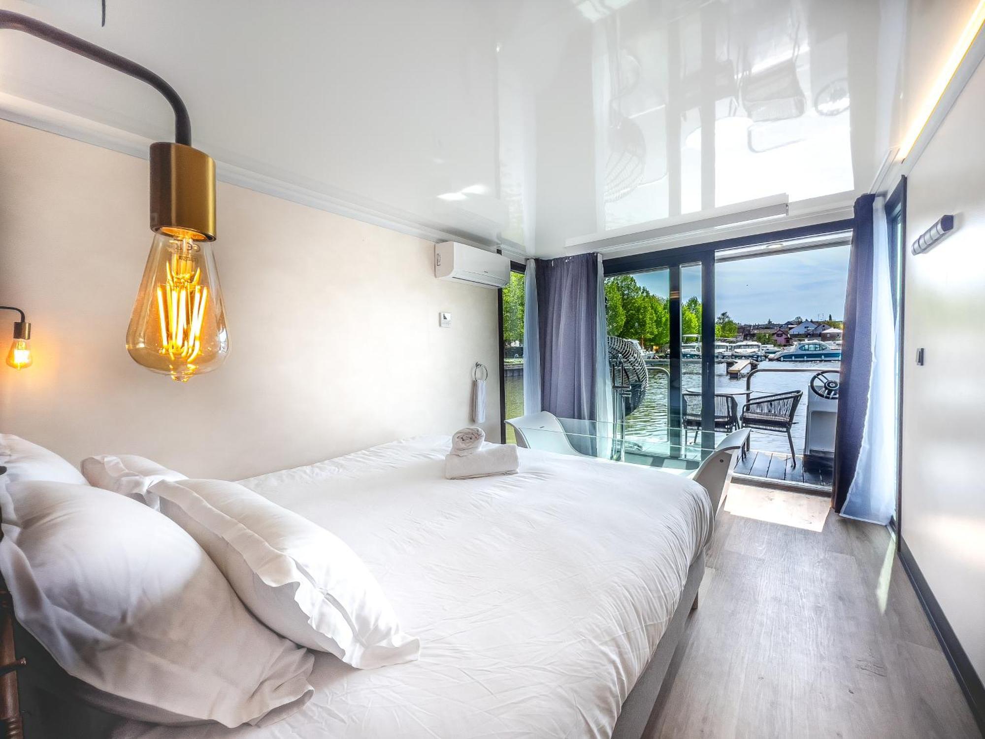 L'Escale Royale Saverne - Rhin - Strasbourg ภายนอก รูปภาพ